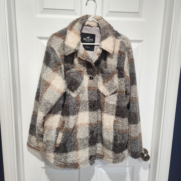 Hollister Fuzzy Plaid Jacket - Picture 1 of 3